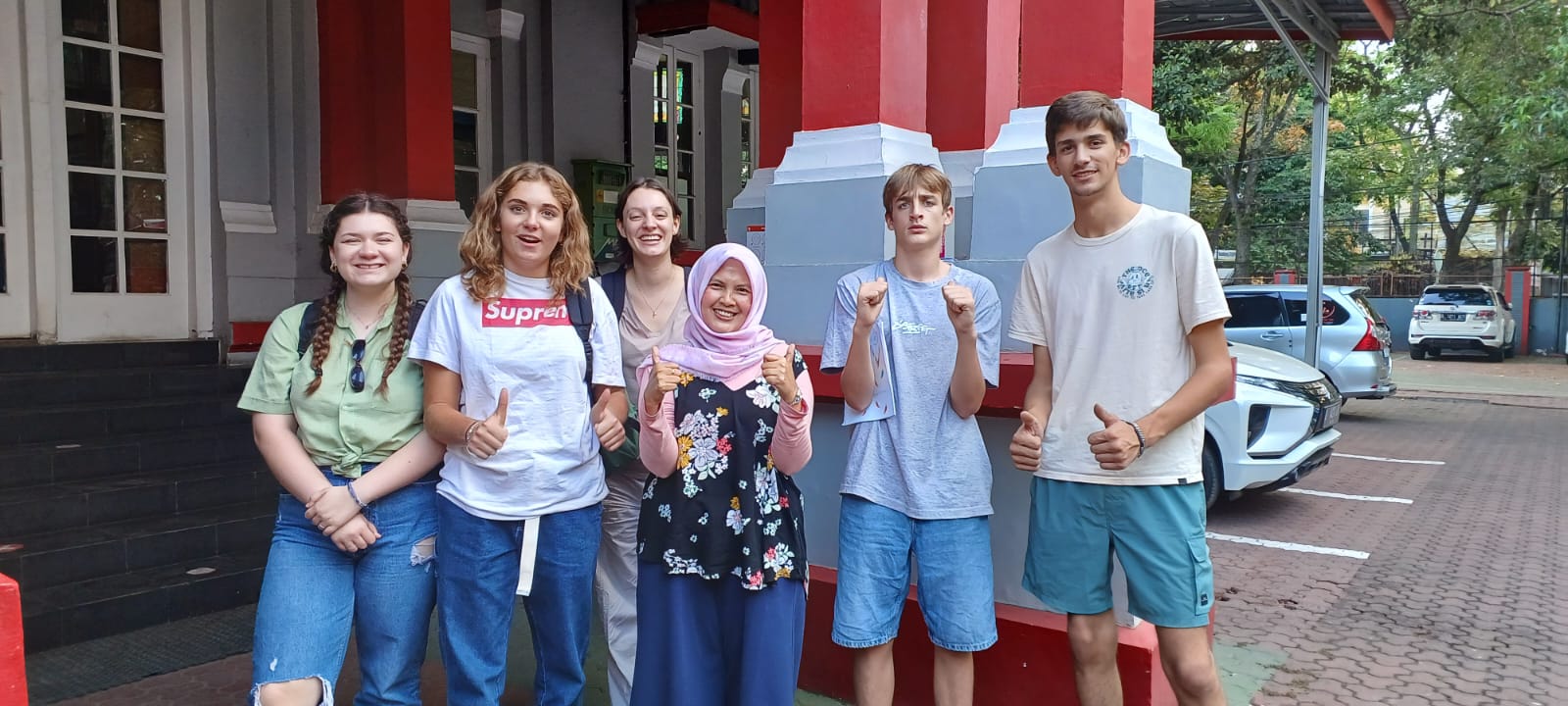 kunjungan lima siswa-siswi asal Perancis dan Belgia peserta Program Pertukaran Pelajar atau Youth Exchange
